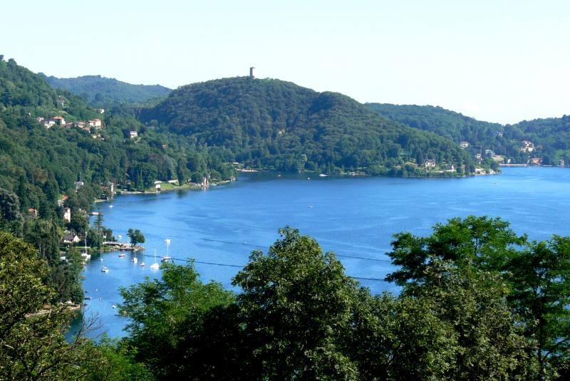 Il Lago D Orta Il Piu Romantico Dei Laghi D Italia